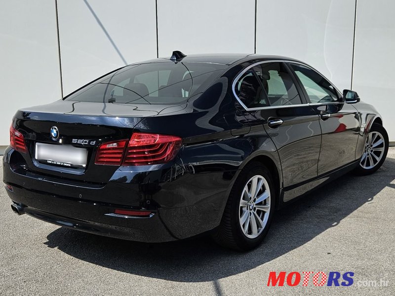 2016' BMW Serija 5 520D photo #3