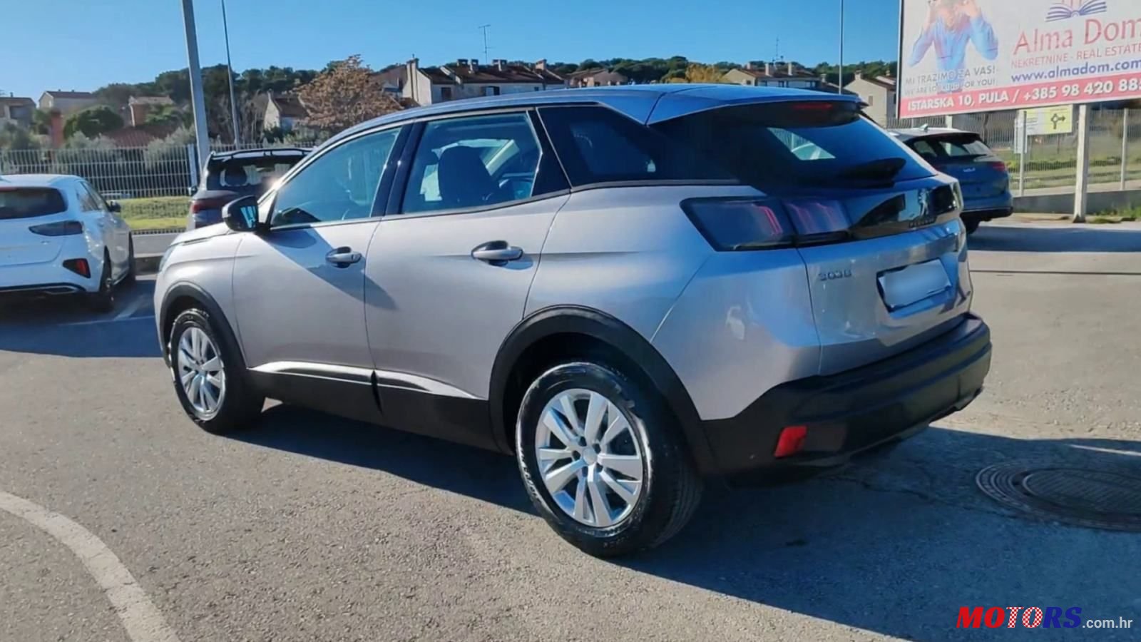 2020' Peugeot 3008 photo #6