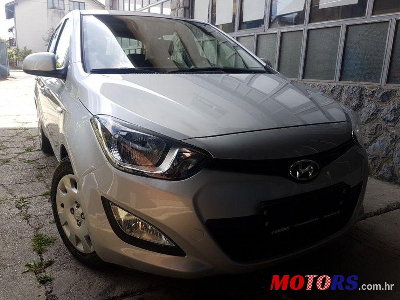 2013' Hyundai i20 1,1 Crdi photo #2