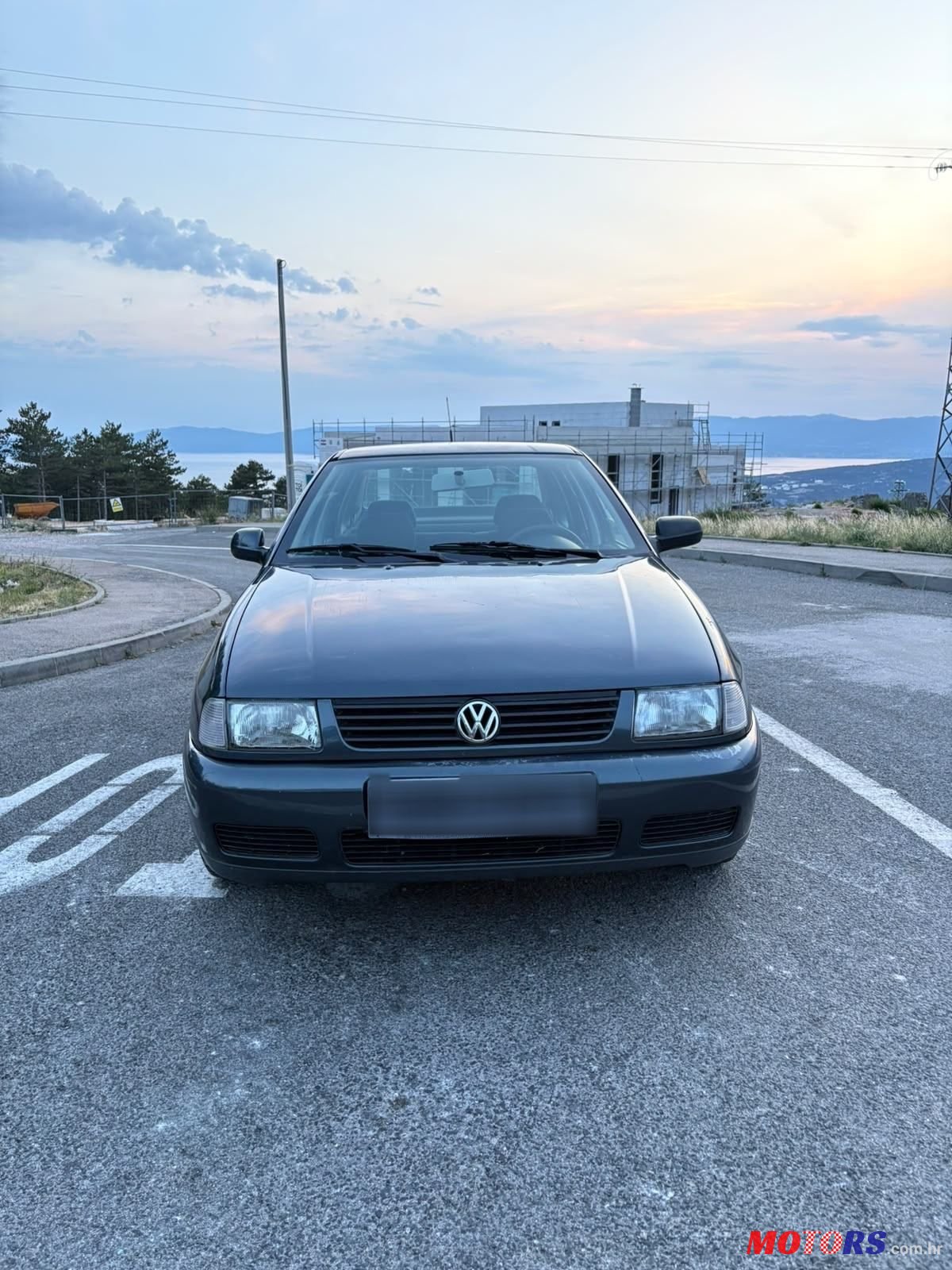 2001' Volkswagen Polo Classic 1.4 Mpi photo #2