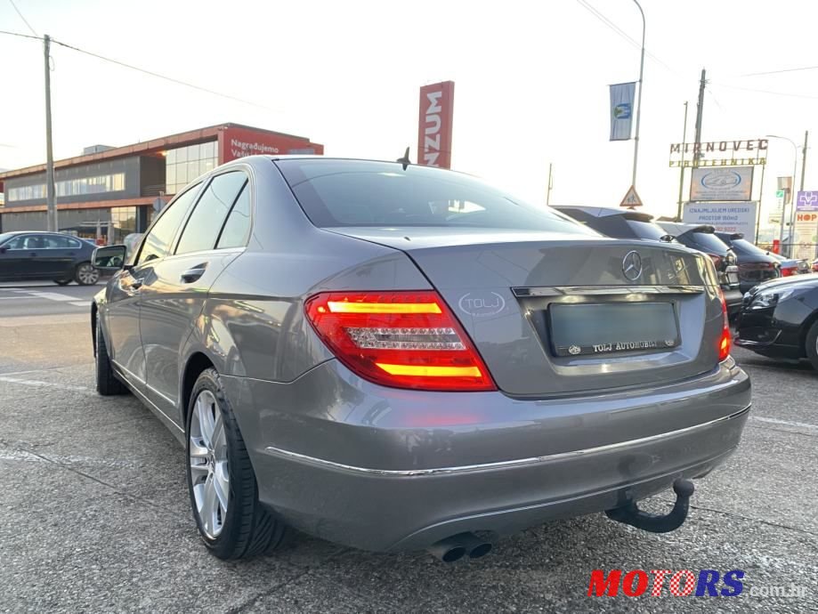 2011' Mercedes-Benz C-Klasa 200 Cdi photo #5