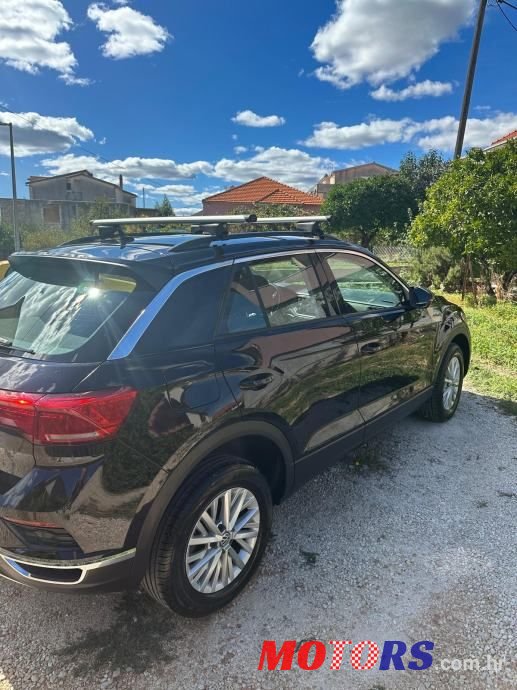 2019' Volkswagen T-Roc 1,6 Tdi photo #4