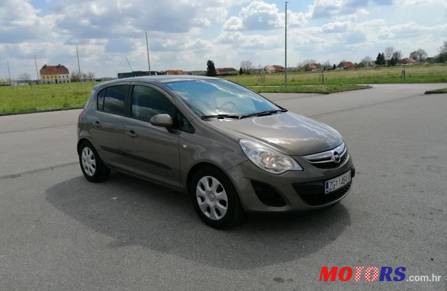 2011' Opel Corsa 1,3 Cdti photo #1