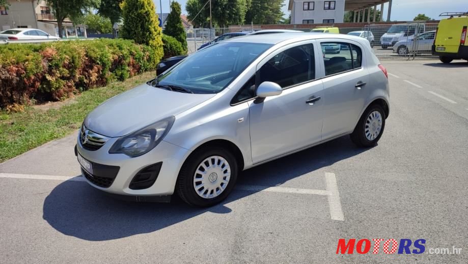 2014' Opel Corsa 1,3 Cdti photo #1