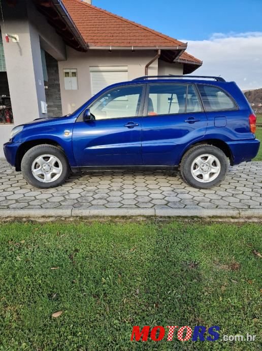 2001' Toyota RAV4 2,0 D-4D photo #2