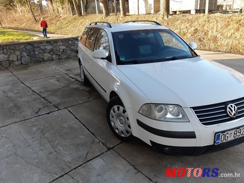 2004' Volkswagen Passat B5 photo #2
