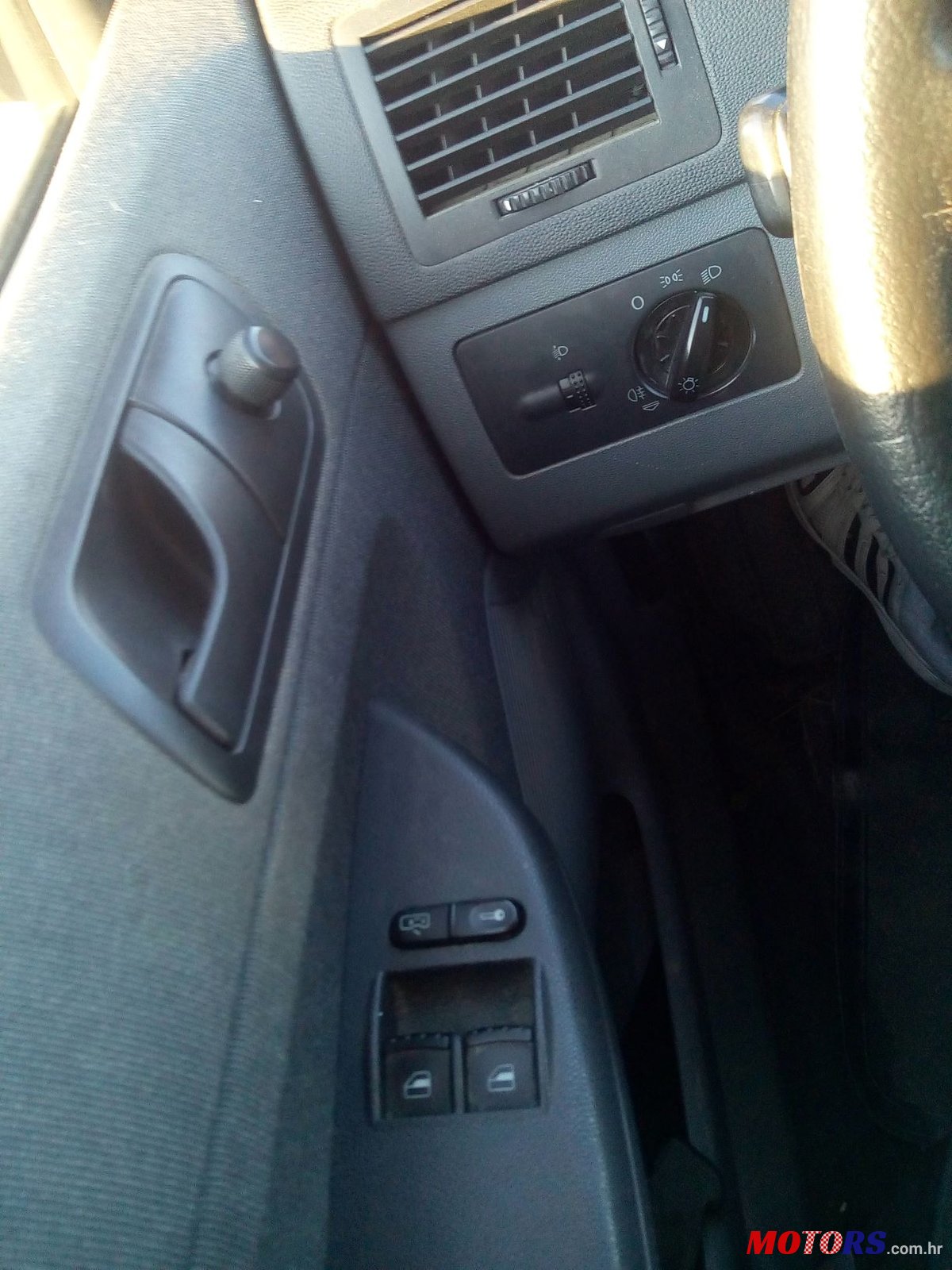 2002' Skoda Fabia 1.4 photo #2