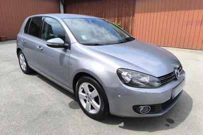 2010' Volkswagen Golf VI 1,6 Tdi