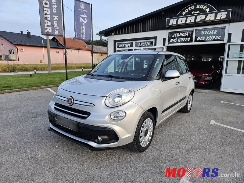 2018' Fiat 500L 1.4 16V City photo #1