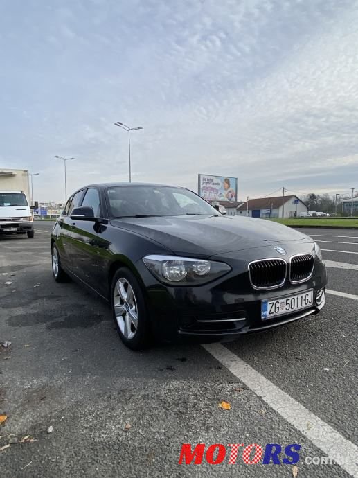 2013' BMW Serija 1 116D Sport photo #1
