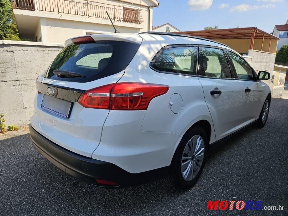 2017' Ford Focus Karavan photo #6