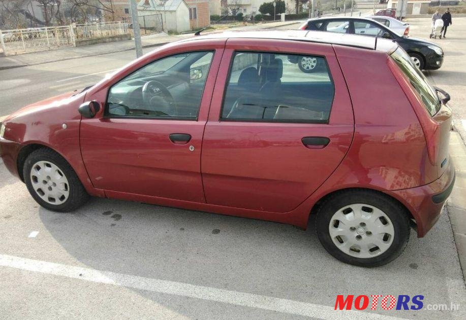 2000' Fiat Punto 1,2 photo #2