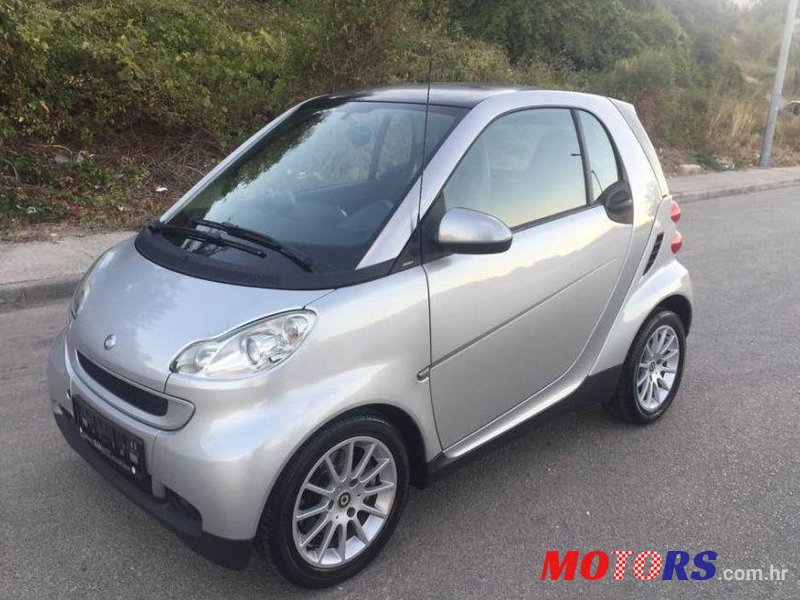2009' Smart Fortwo Coupe 1000 Mhd photo #1