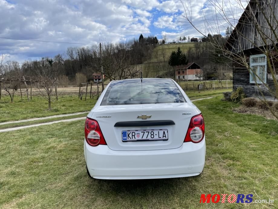 2012' Chevrolet Aveo photo #3