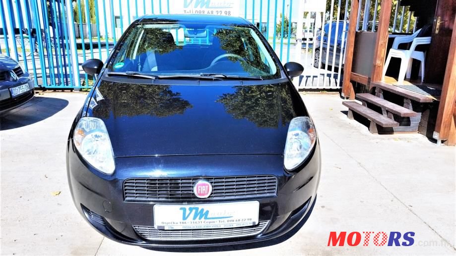 2013' Fiat Punto 1,2 8V photo #1