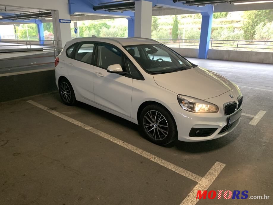 2015' BMW Serija 2 216D photo #3