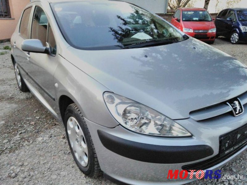 2005' Peugeot 307 1,6 Hdi photo #1