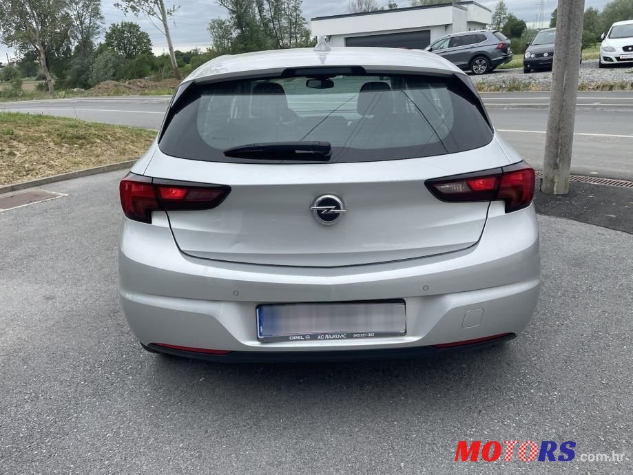 2017' Opel Astra 1.6 Cdti photo #4