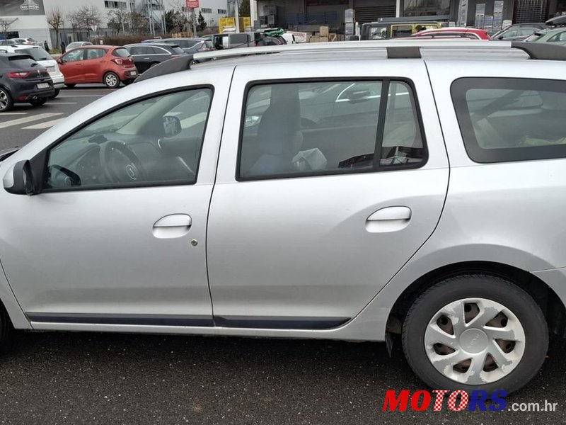 2014' Dacia Logan photo #6