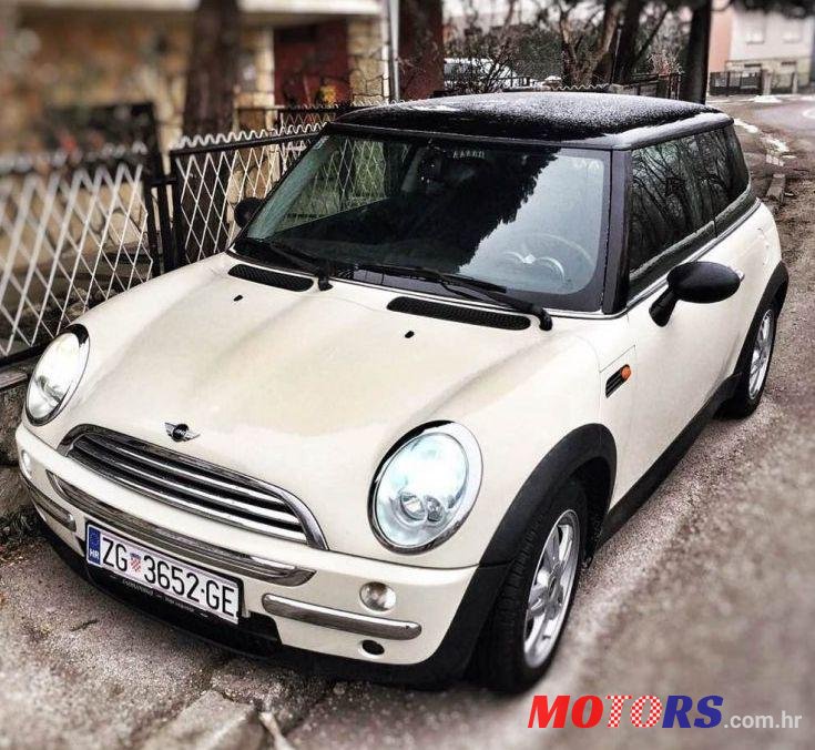 2005' MINI Cooper Mini One photo #2