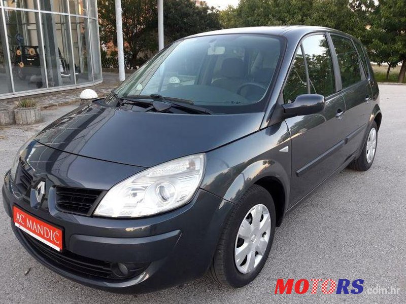 2009' Renault Scenic 1,5 Dci photo #1