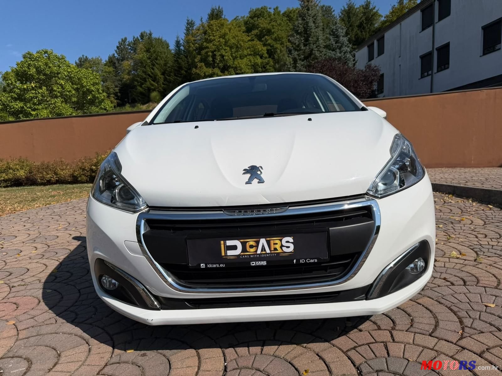 2016' Peugeot 208 1,2 Puretech photo #2