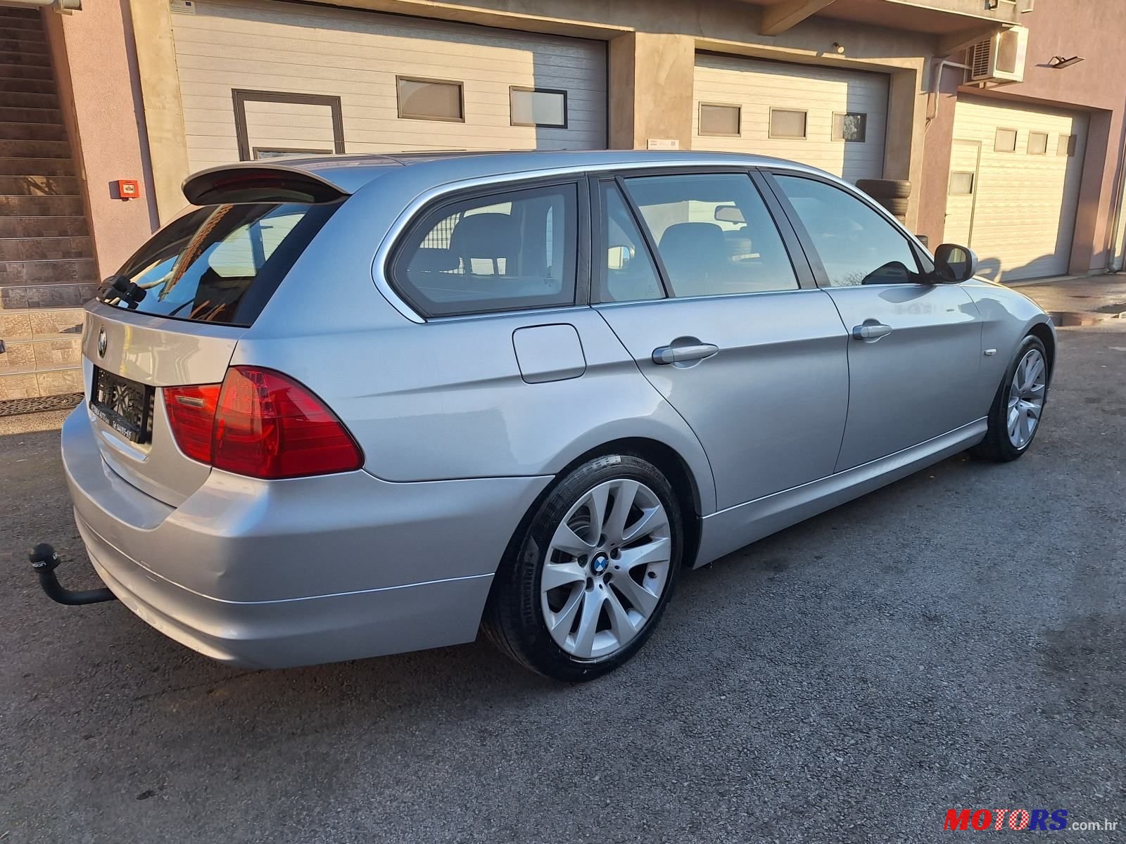 2012' BMW Serija 3 318D photo #4