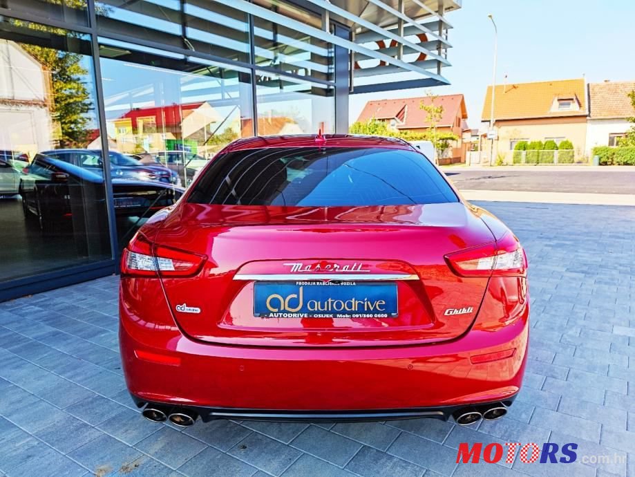 2015' Maserati Ghibli 3,0 D V6 photo #3