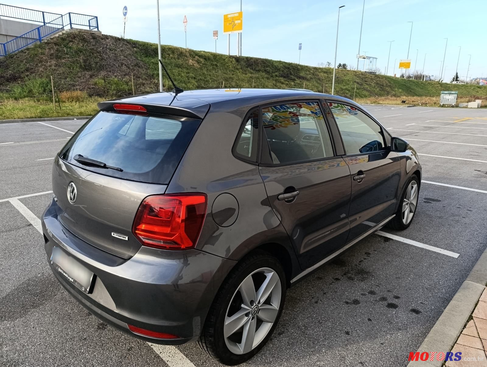 2015' Volkswagen Polo 1,0 photo #3