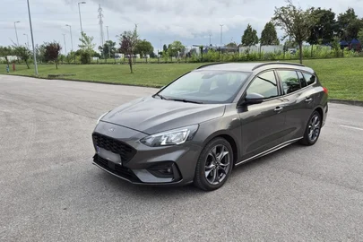 2020' Ford Focus Karavan