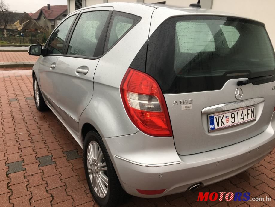 2011' Mercedes-Benz A-Klasa 180 Cdi photo #5