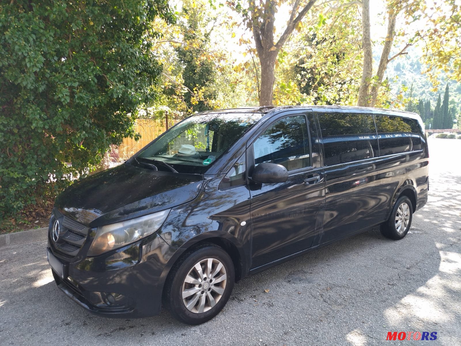 2015' Mercedes-Benz photo #3