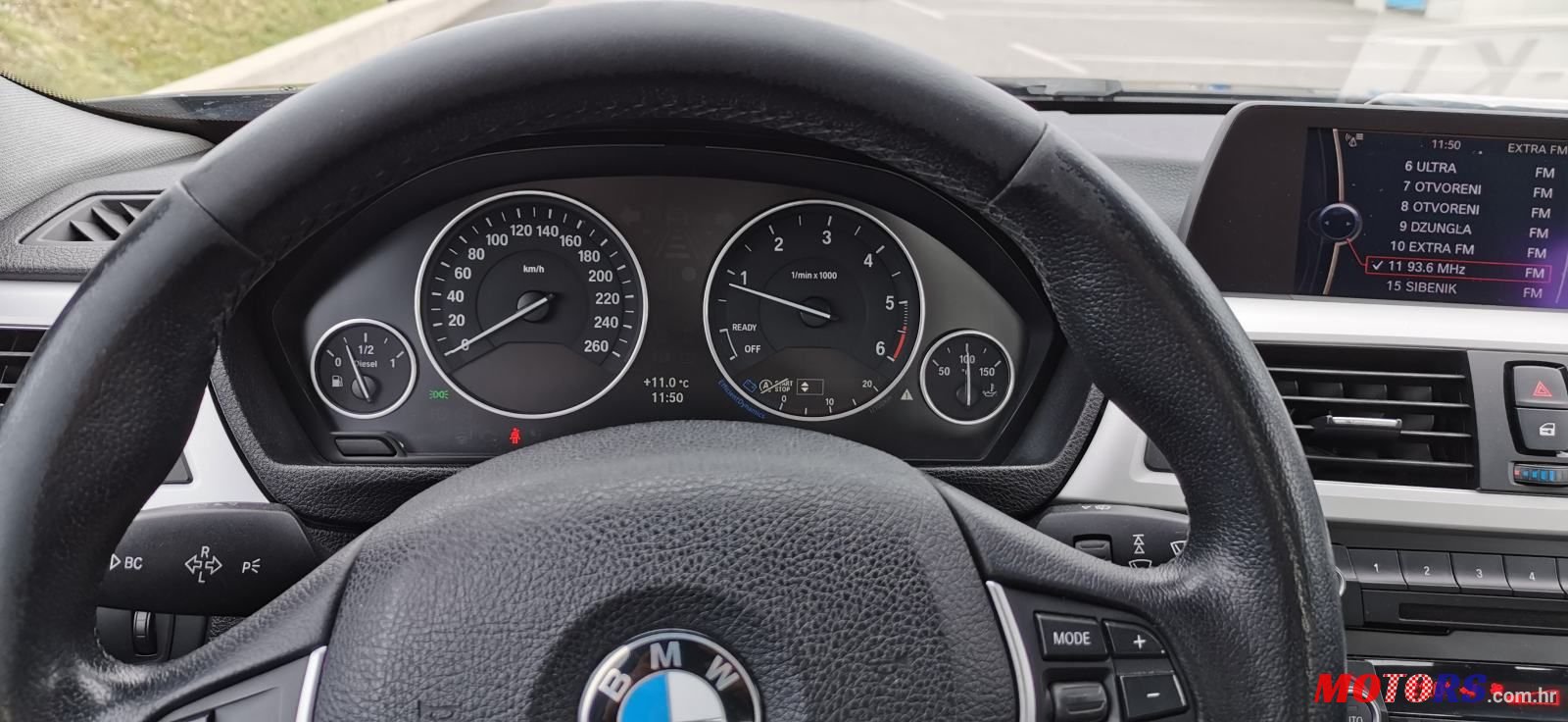 2012' BMW Serija 3 318D photo #6