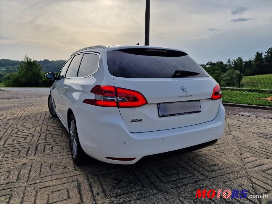 2020' Peugeot 308 Sw photo #4