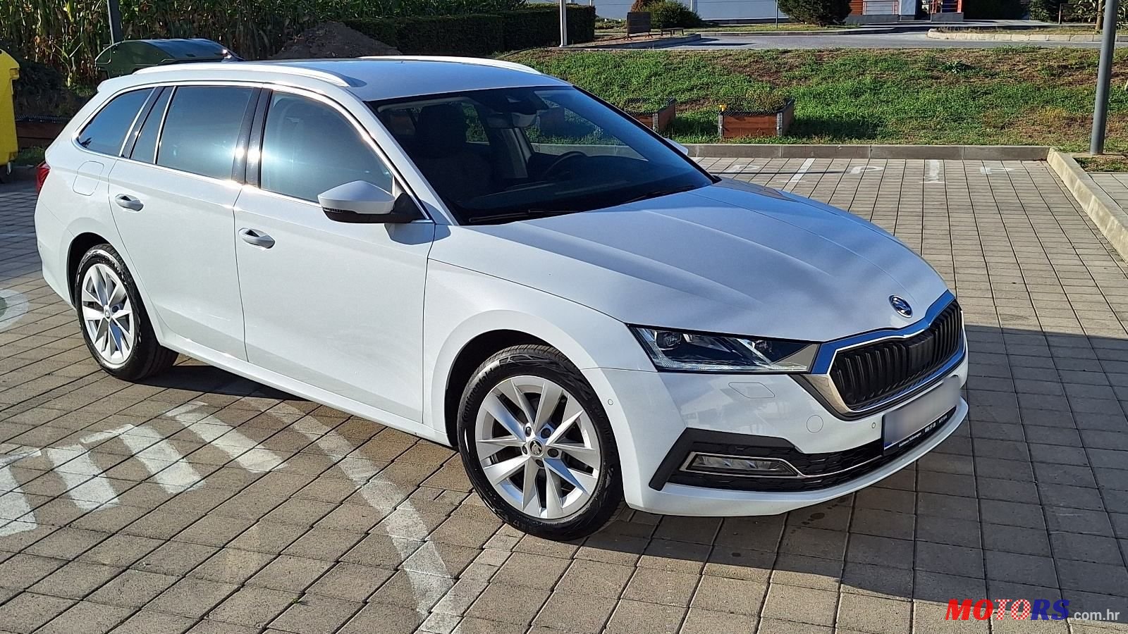 2022' Skoda Octavia Combi photo #1