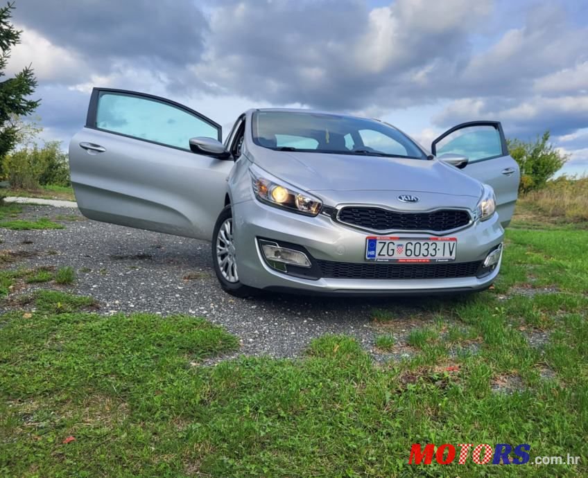 2014' Kia Ceed photo #1