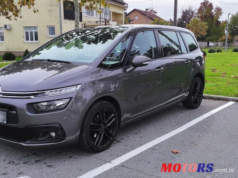 2020' Citroen C4 SpaceTourer 1.5 Bluehdi photo #2