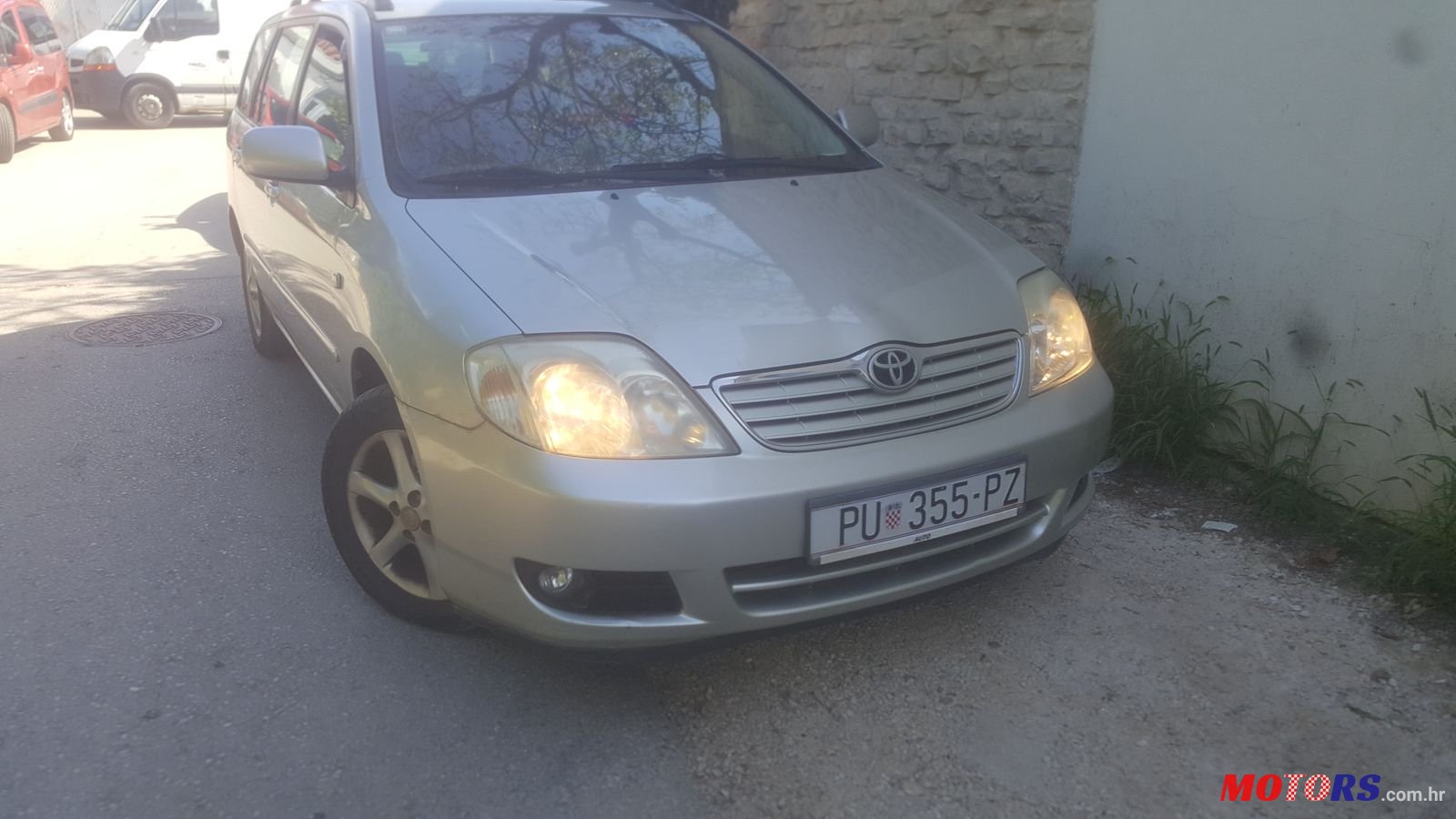 2004' Toyota Corolla photo #3