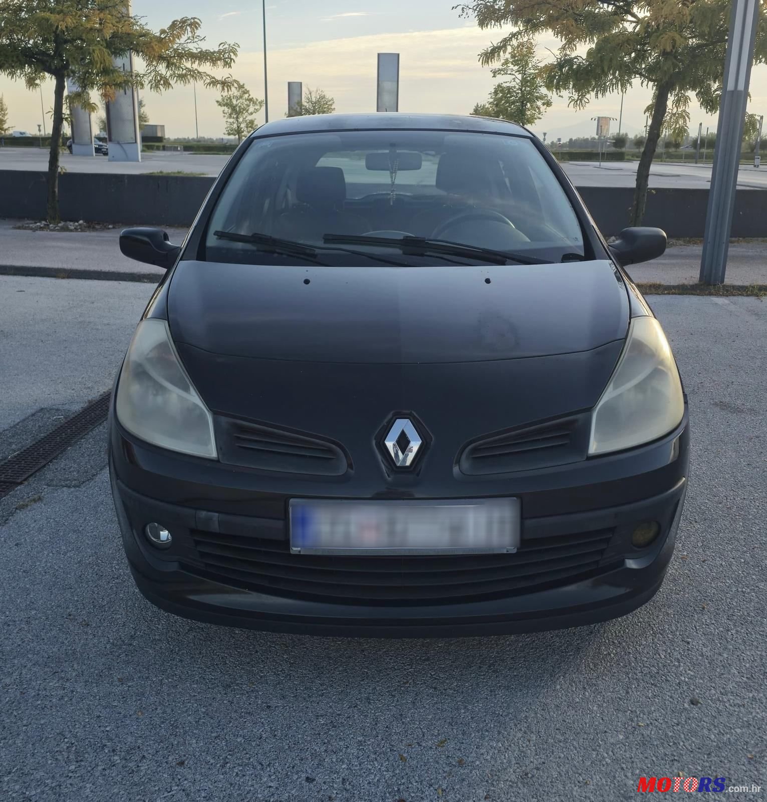 2007' Renault Clio 1,2 16V photo #1