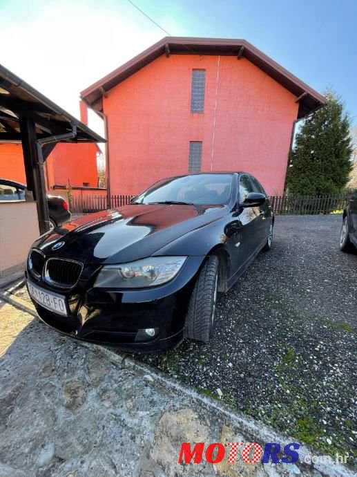 2011' BMW Serija 3 318D photo #2