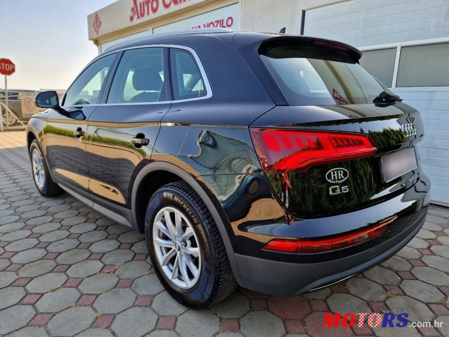 2020' Audi Q5 35 Tdi photo #5