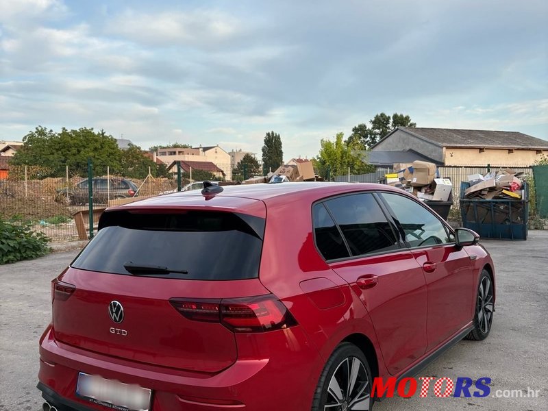 2021' Volkswagen Golf VIII 2,0 Tdi photo #3