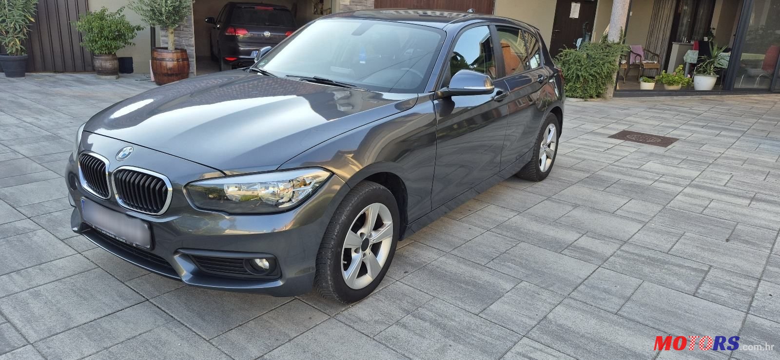 2016' BMW Serija 1 116I photo #1