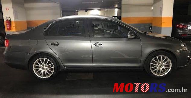 2008' Volkswagen Jetta 1,9 Tdi photo #1