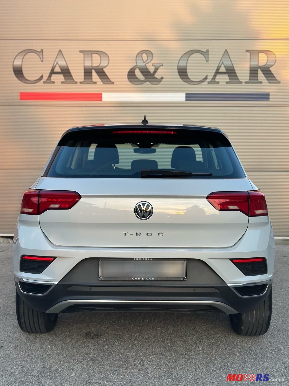2019' Volkswagen T-Roc Style 1.0 Tsi photo #6