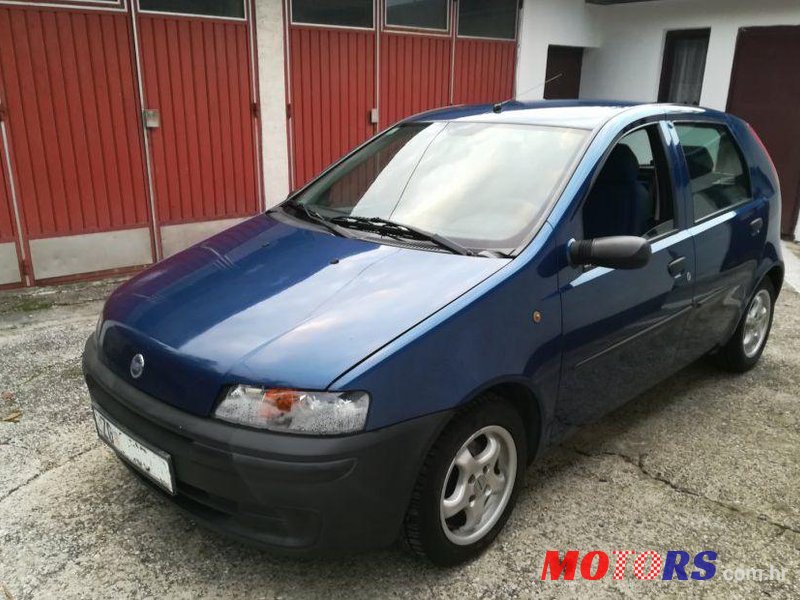 2001' Fiat Punto 1,9 Ds photo #1