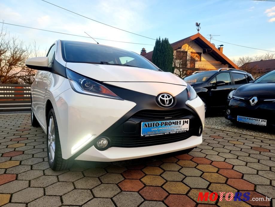 2015' Toyota Aygo photo #3