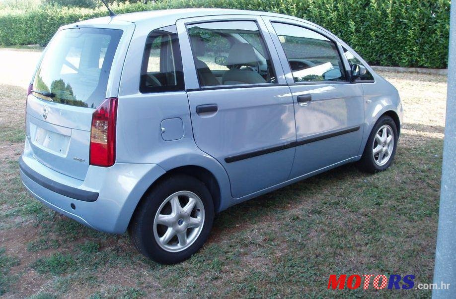 2005' Fiat Idea 1,3 16V Jtd Multijet photo #1