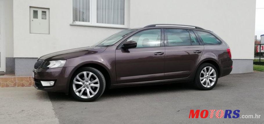 2013' Skoda Octavia Combi 1,6 Tdi photo #1