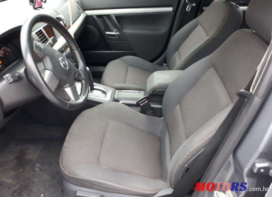 2005' Opel Signum 1,9 Cdti 16V photo #2